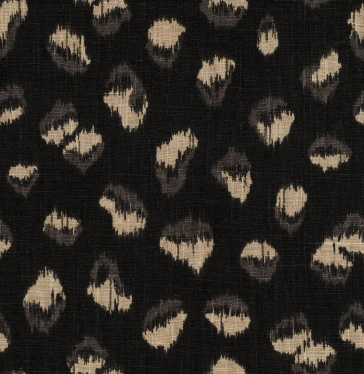 Groundworks Fabric GWF-3106.816 Feline Ebony/Beige